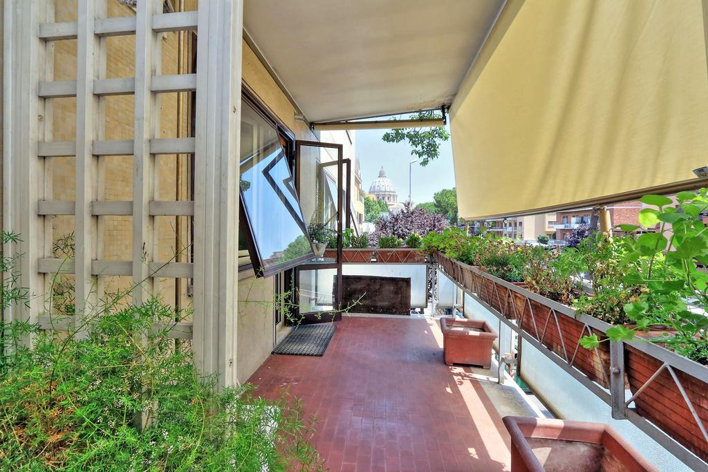 San Pietro Stazione Guesthouse Rom Exteriör bild