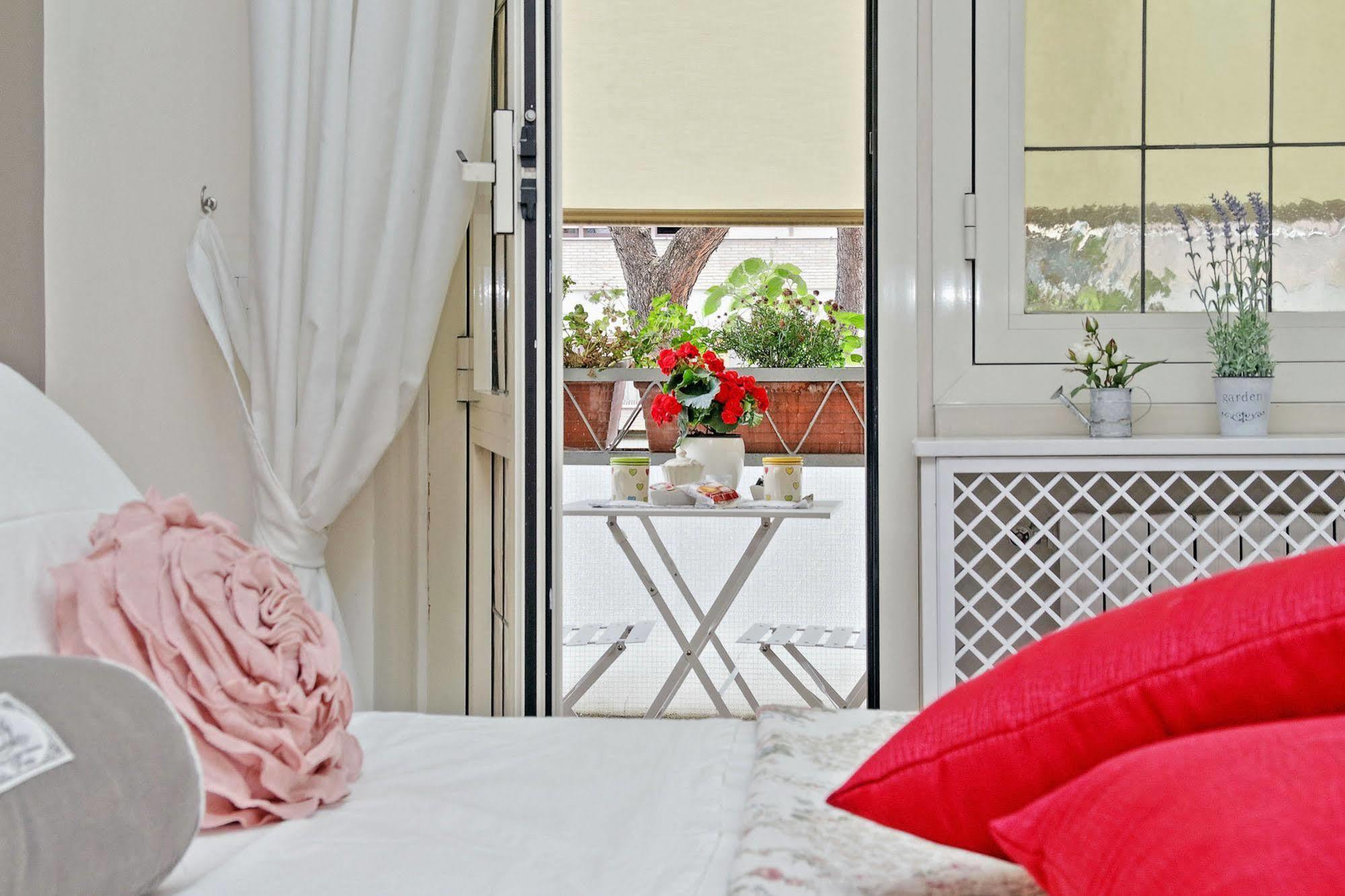 San Pietro Stazione Guesthouse Rom Exteriör bild
